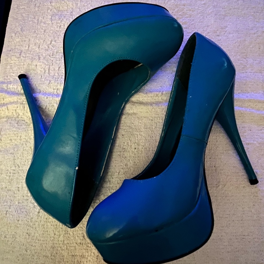 Charlotte Russe Classic Platform Blue Heels